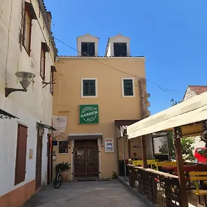 Garden Albergue Split
